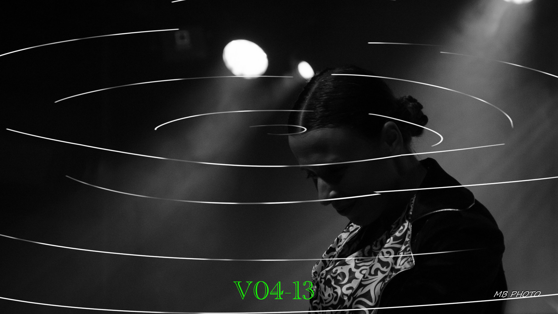 V04-13